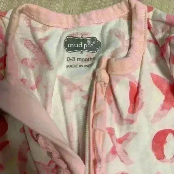Mudpie xoxo onesie size 0-3 months - Picture 2 of 2